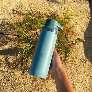 ( NEW WITH TAGS! ) Starbucks Stanley Stainless Steel Vacuum Hot and Cold Tumbler